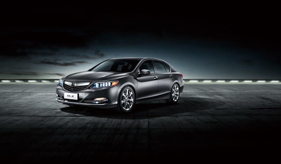  Acura RLX 2013 года  (CN) (фото 9 из 10)